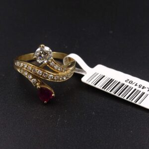 Anello brill e rubino taglio cuore