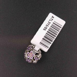 Charm margherita viola