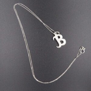 Collana ob con iniziale b